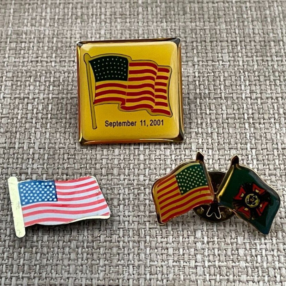 lot of 3 pins US Flag Patriot Pins Vintage Pins - Picture 8 of 9